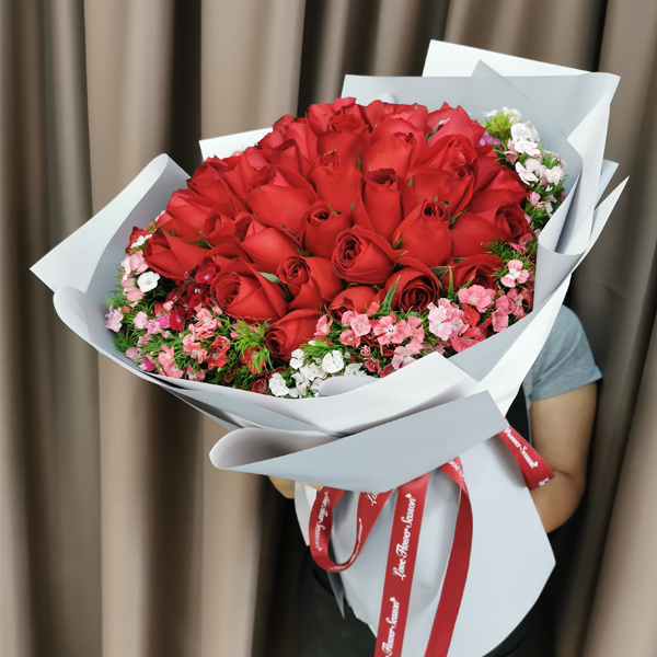 Fluttering Petals large bouquet kl 