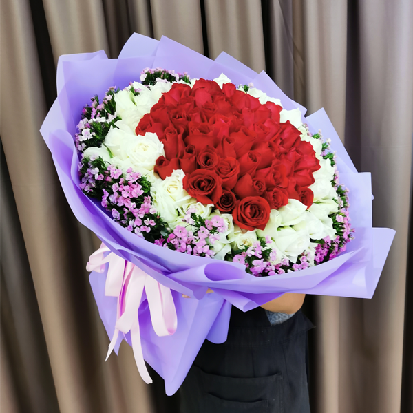 Charlotte bouquet delivery KL