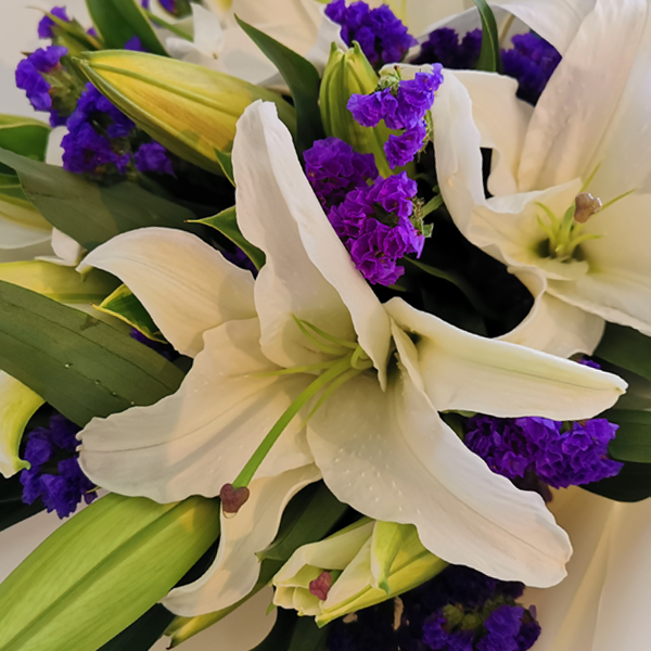 Charming-Sweetness4 white lily bouquet